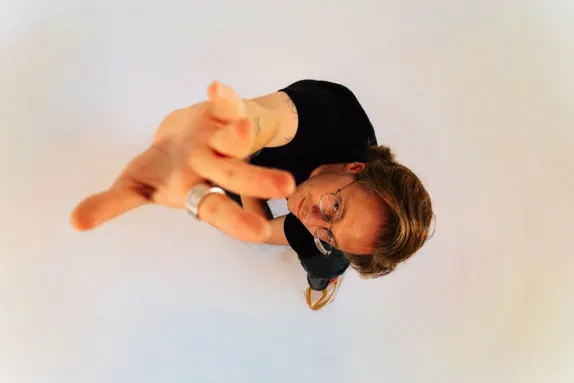 קזינו אפטאון אייסס תמיכה